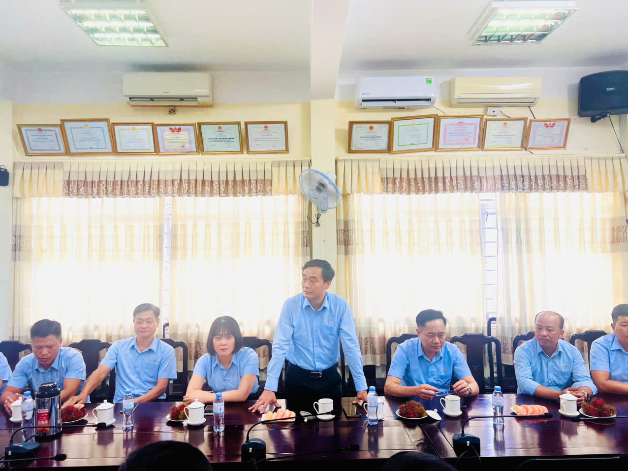Đoàn công tác của Công ty TNHH MTV Thủy lợi Đông Triều thăm, làm việc tại Công ty TNHH MTV Thủy lợi Miền Đông
