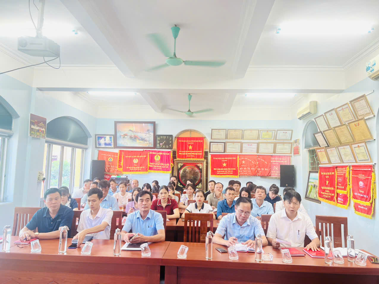 Đảng bộ Công ty TNHH MTV Thủy lợi Đông Triều tổ chức sinh hoạt chuyên đề 